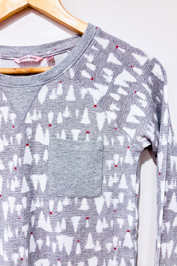 Haut de pyjama gris gaufré motif sapins (xs)-La Vie en Rose-La Penderie du Paradis 🕊