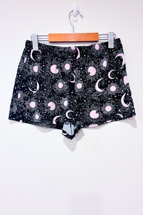 Short de pyjama noir motif soleil et lune (m)-NOBO-La Penderie du Paradis 🕊
