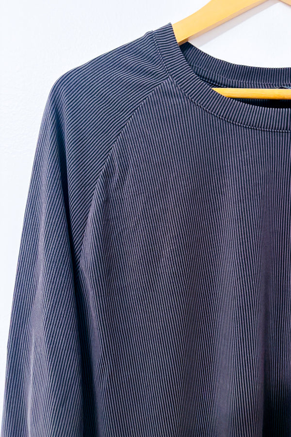 Haut de pyjama gris côtelé à manches longues seconde main - Change- La Penderie du Paradis