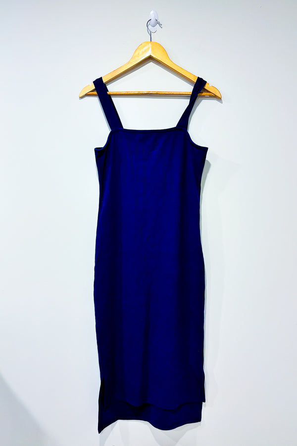 Robe Amelia bleu marin (m) seconde main The Drop