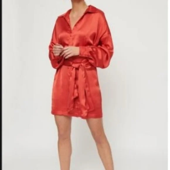 Robe chemise satinée orange (xs)-Dynamite-La Penderie du Paradis 🕊
