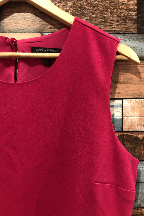 Robe framboise avec dentelle au bas (l) seconde main Banana Republic