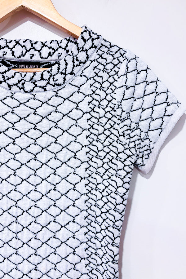 Robe gris pâle et noire en tricot (s)-Love & Liberty-La Penderie du Paradis 🕊