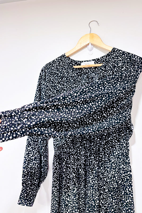 Robe maxi noire fleurie (s)-Sweet Baby Jamie-La Penderie du Paradis 🕊