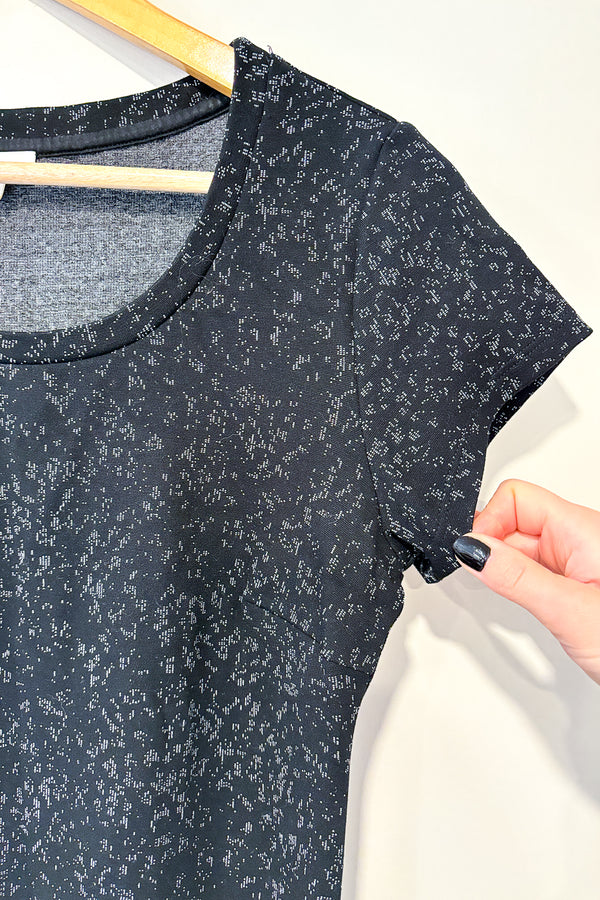 Robe noire avec motifs (s) seconde main Thyme