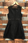 Robe noire avec pierres au col (s) seconde main Airoldi Collection