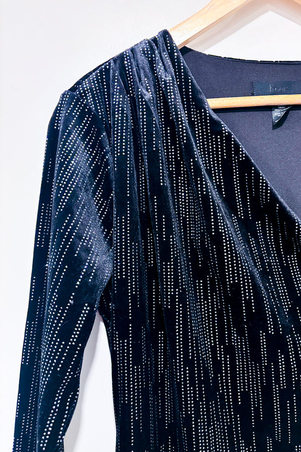 Robe noire en velours avec pierres scintillantes (m)-h:ours-La Penderie du Paradis đ