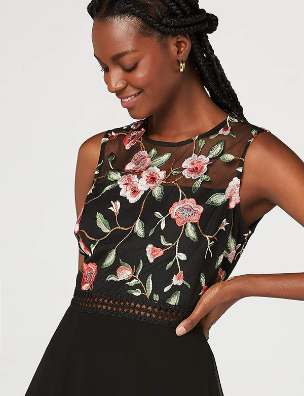 Robe noire fleurie (m) seconde main Truth and Fable