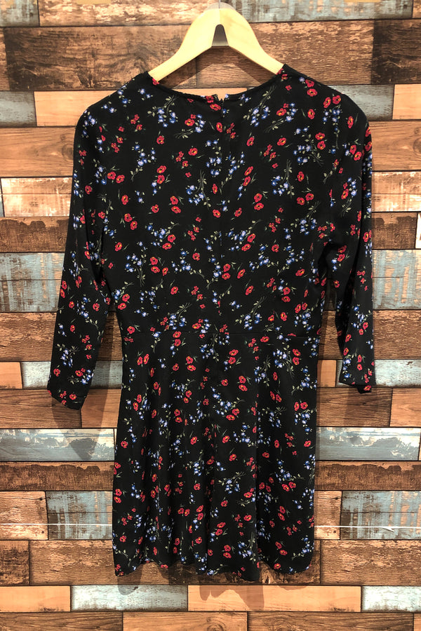 Robe noire fleurie (s) seconde main Dynamite