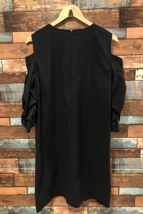 Robe noire manches froncées avec épaules dénudées (m) seconde main Lafayette 148 New York