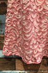 Robe rose et beige en dentelle avec collet (m) seconde main Betsey Johnson