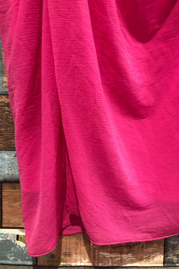 Robe rose une manche (m) seconde main Le Château