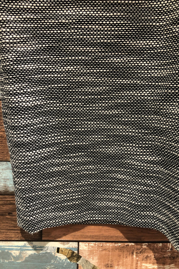 Robe texturée noire et blanche (m) seconde main Banana Republic