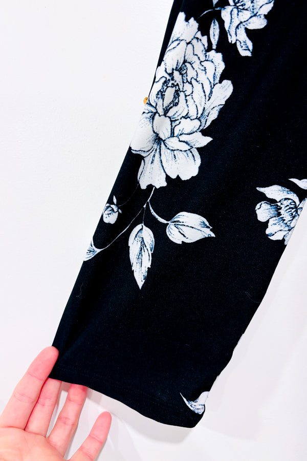 Robe noire fleurie seconde main - I.N.C. International Concepts- La Penderie du Paradis