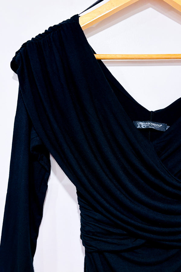Robe noire ajustée froncée* seconde main - Rinascimento- La Penderie du Paradis