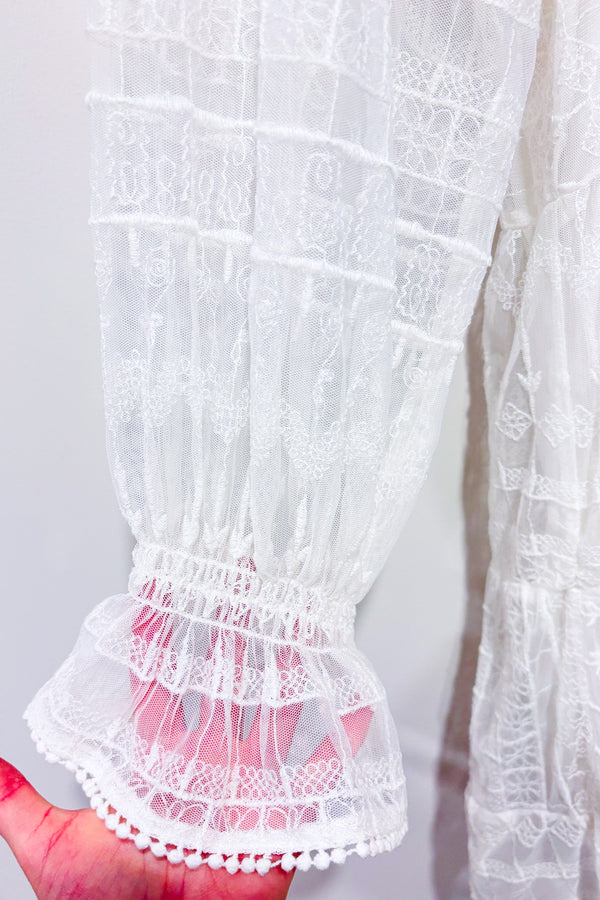 Robe blanche en dentelle fleurie* seconde main - Zara- La Penderie du Paradis