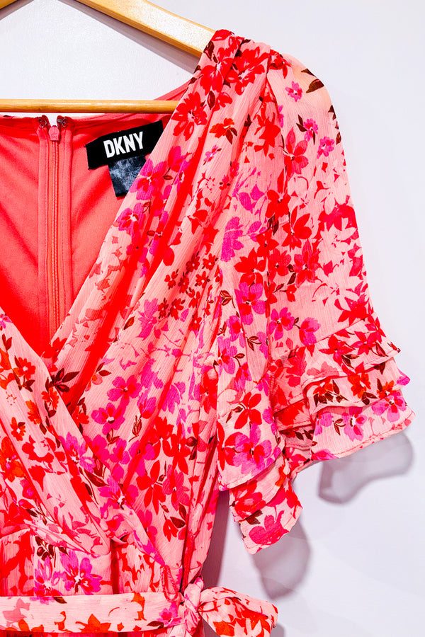 Robe midi fluide rose fleurie cache-coeur * seconde main - DKNY- La Penderie du Paradis