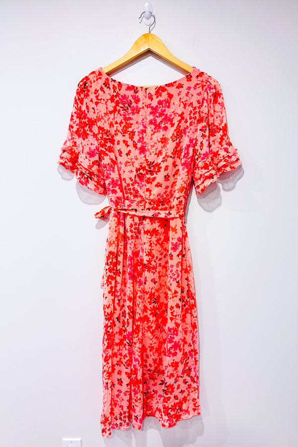 Robe midi fluide rose fleurie cache-coeur * seconde main - DKNY- La Penderie du Paradis