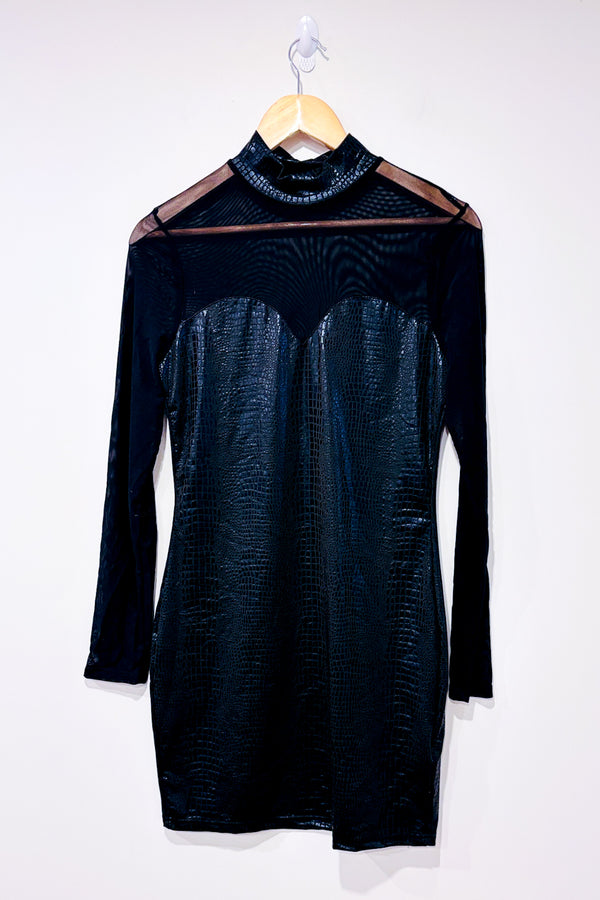 Robe noire motif serpent et manches transparentes en maille (m)-SHEIN-La Penderie du Paradis 🕊