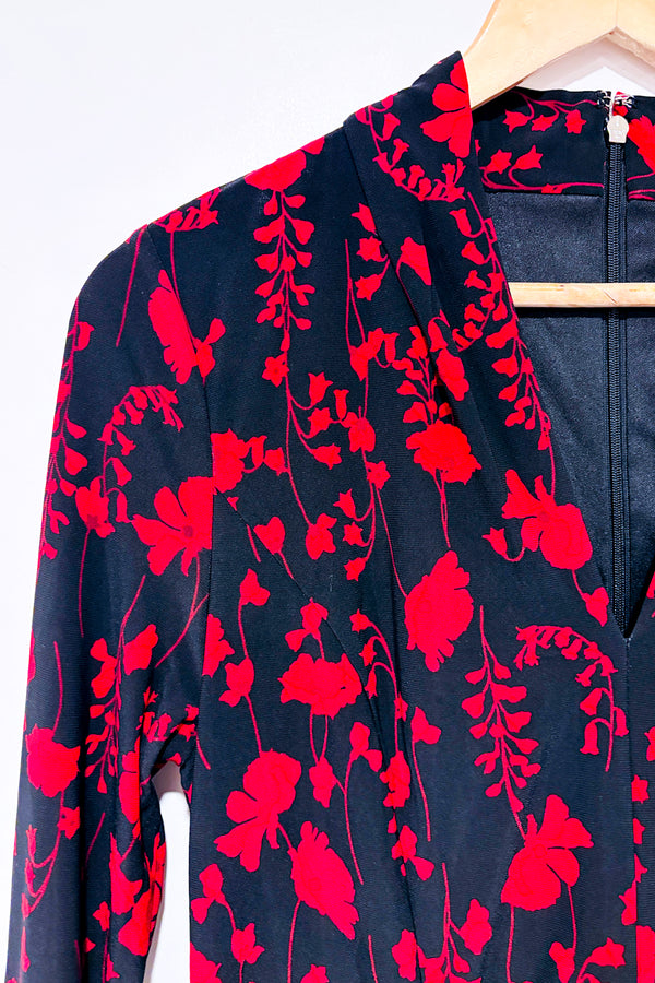 Robe noire fleurie plissĂ©e (s)-Tommy Hilfiger-La Penderie du Paradis đ