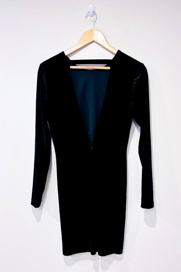 Robe noire en velours avec dos ouvert (s)-Dynamite-La Penderie du Paradis 🕊