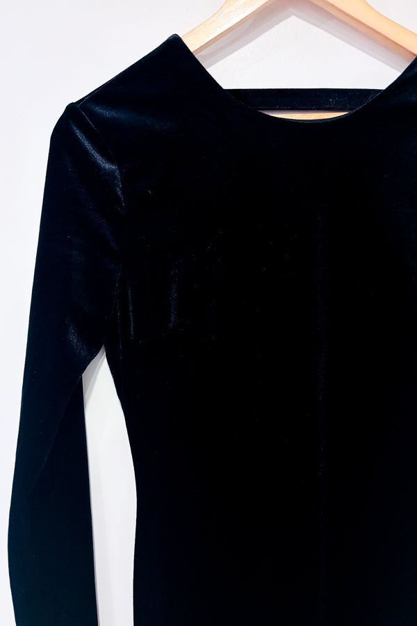 Robe noire en velours avec dos ouvert (s)-Dynamite-La Penderie du Paradis 🕊