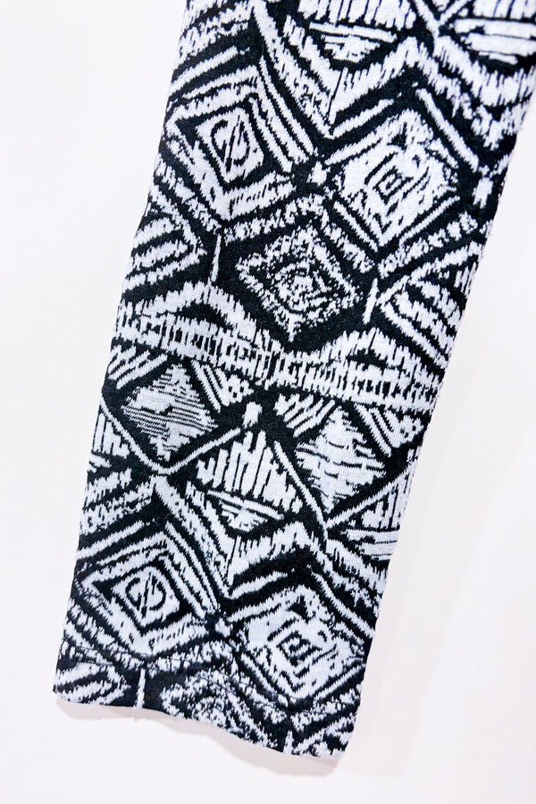 YY_Robe ajustée grise et noire à motifs (xs)-Dynamite-La Penderie du Paradis 🕊