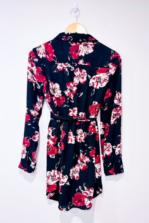 Robe noire fleurie (m)-Revamped-La Penderie du Paradis 🕊
