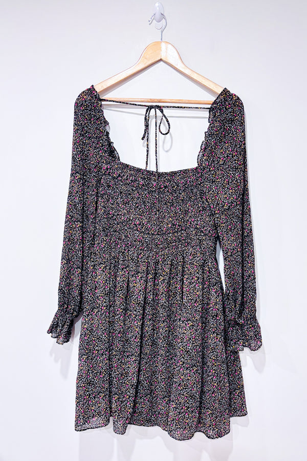 Robe noire fleurie (xl)-DEX-La Penderie du Paradis 🕊