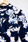 Robe noire fleurie Ă  col montant (s)-Eliza J-La Penderie du Paradis đ