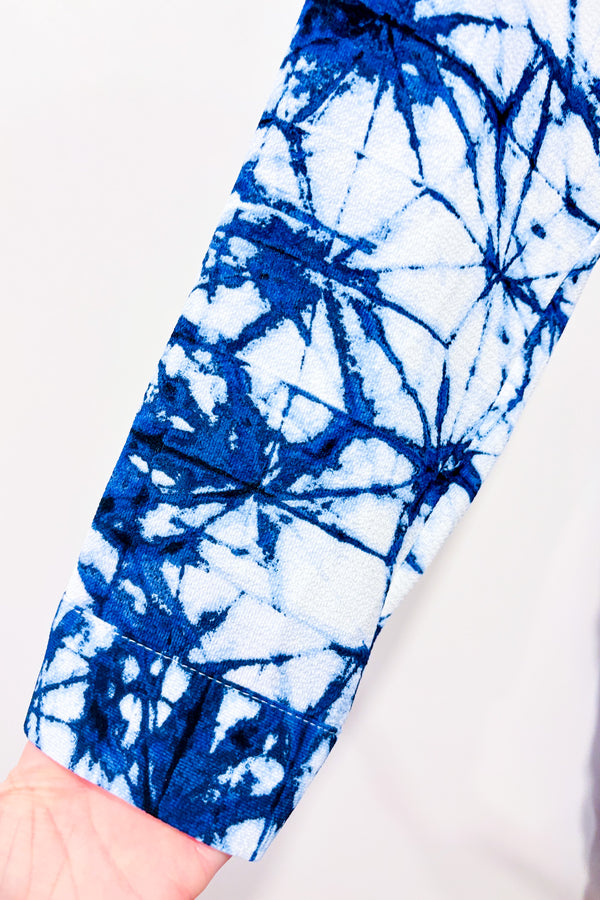 Robe couvre-maillot bleue et blanche motif tie-dye seconde main - Ava James- La Penderie du Paradis