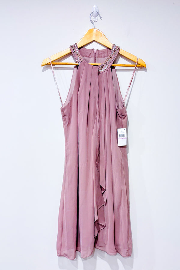 Robe en mousseline à encolure perlée et volants en cascade* seconde main - SL Fashion New York- La Penderie du Paradis