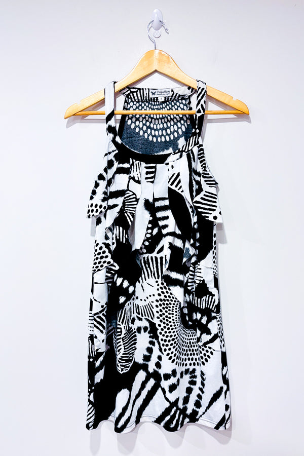 Robe noire et blanche à motifs et volants seconde main - Papillon- La Penderie du Paradis