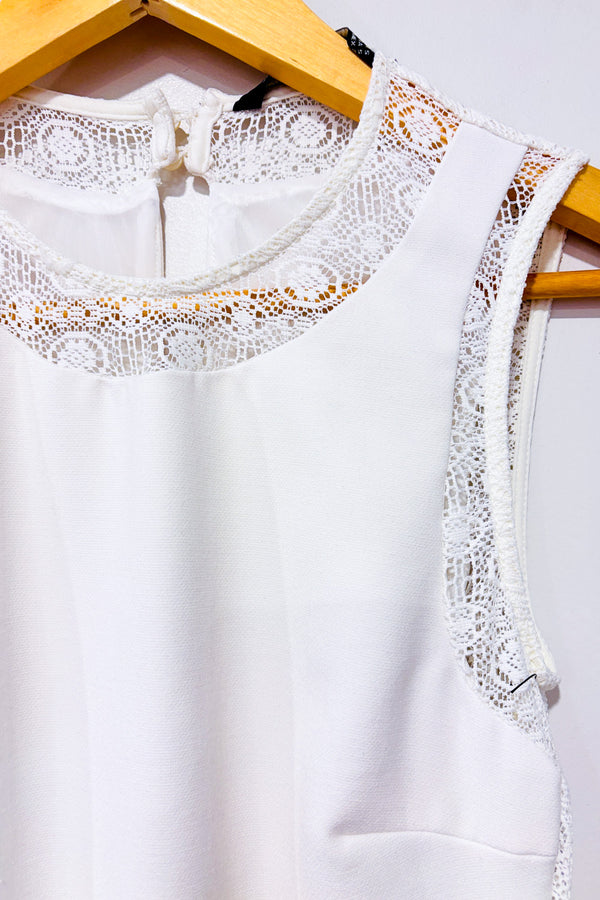 Robe crème avec dentelle seconde main - Zara- La Penderie du Paradis