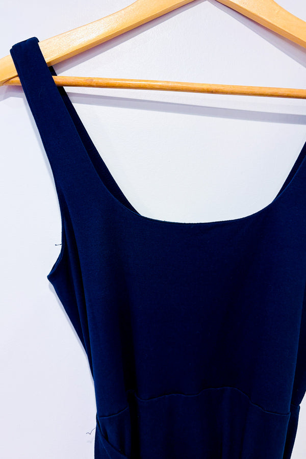 Robe porte-feuille maxi marine seconde main - Ardene- La Penderie du Paradis