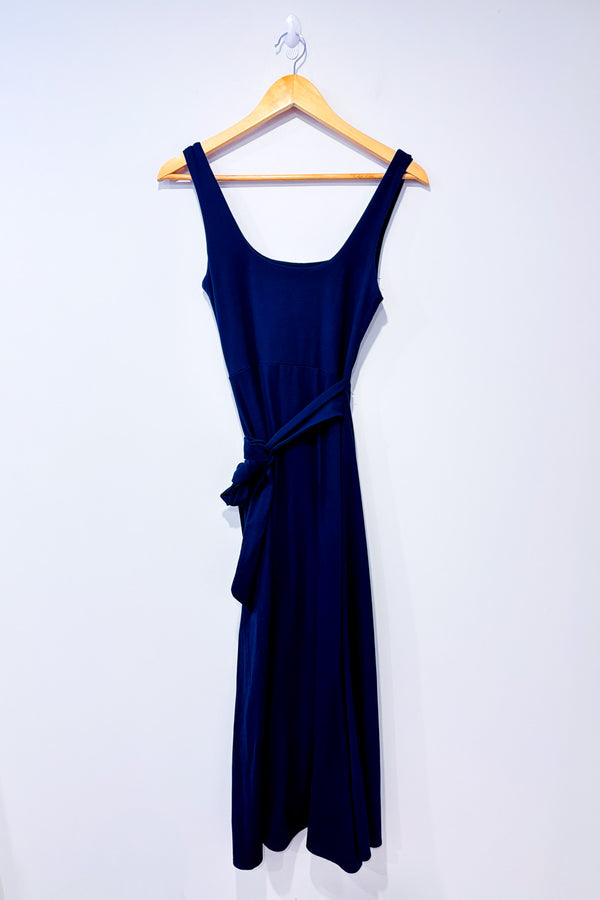 Robe porte-feuille maxi marine seconde main - Ardene- La Penderie du Paradis