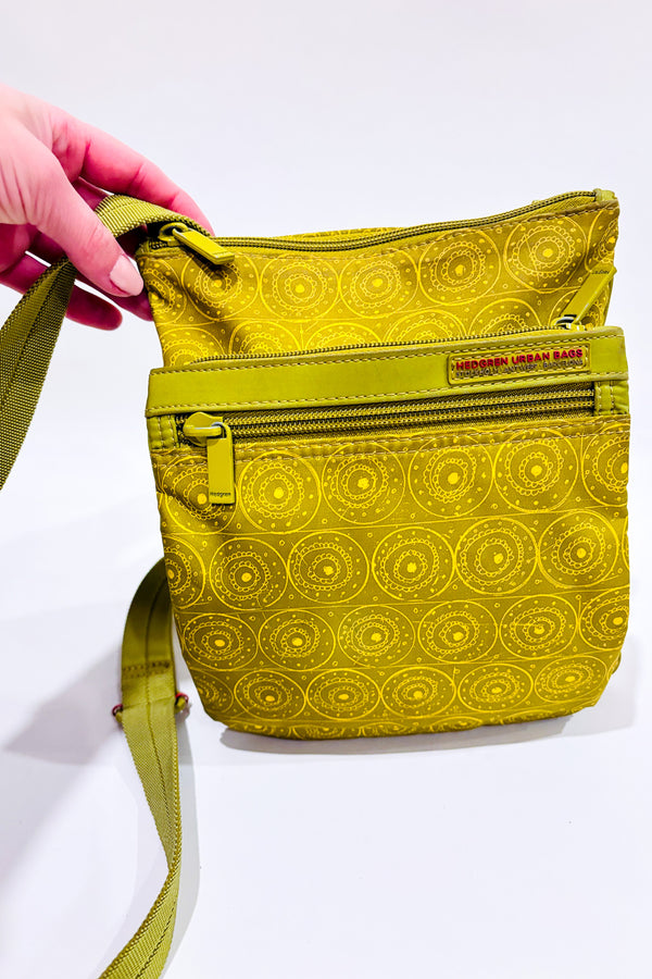 Sac à bandouliere vert fleuri seconde main - Hedgren- La Penderie du Paradis