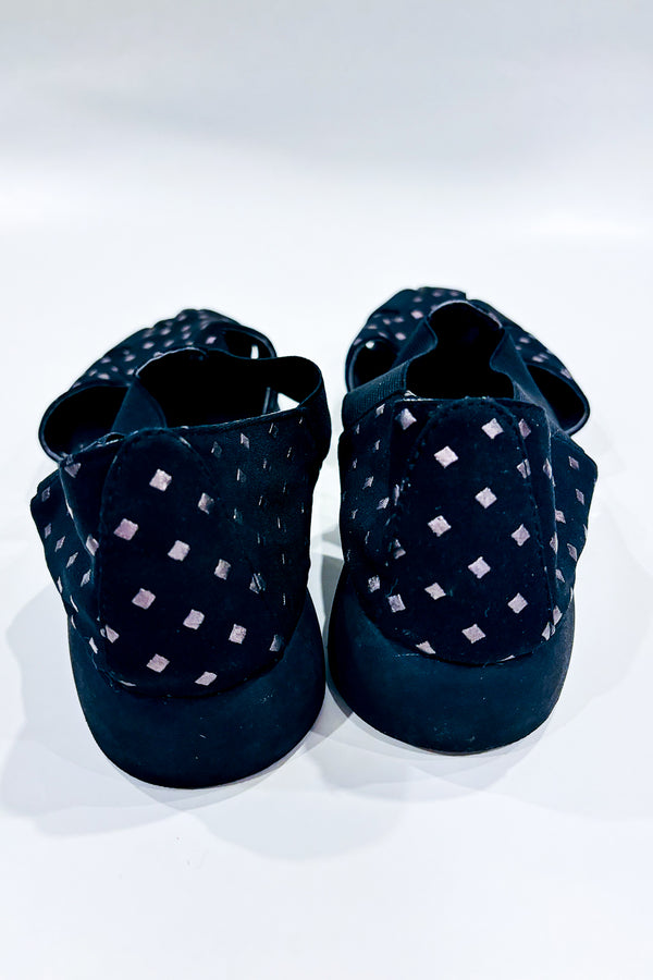 Chaussures noires avec losanges argent (8) -- La Penderie du Paradis ?