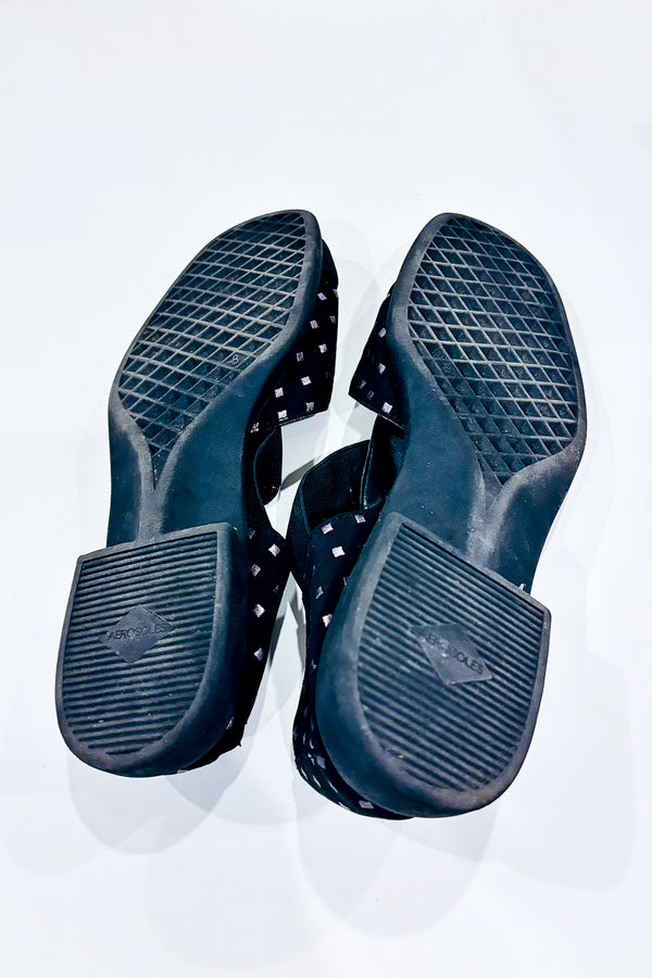 Chaussures noires avec losanges argent (8) -- La Penderie du Paradis ?