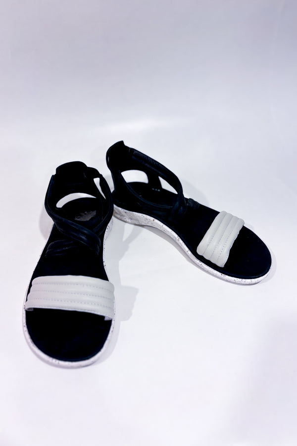 Sandales noires et blanches Verde (7)-Super Feet-La Penderie du Paradis 🕊
