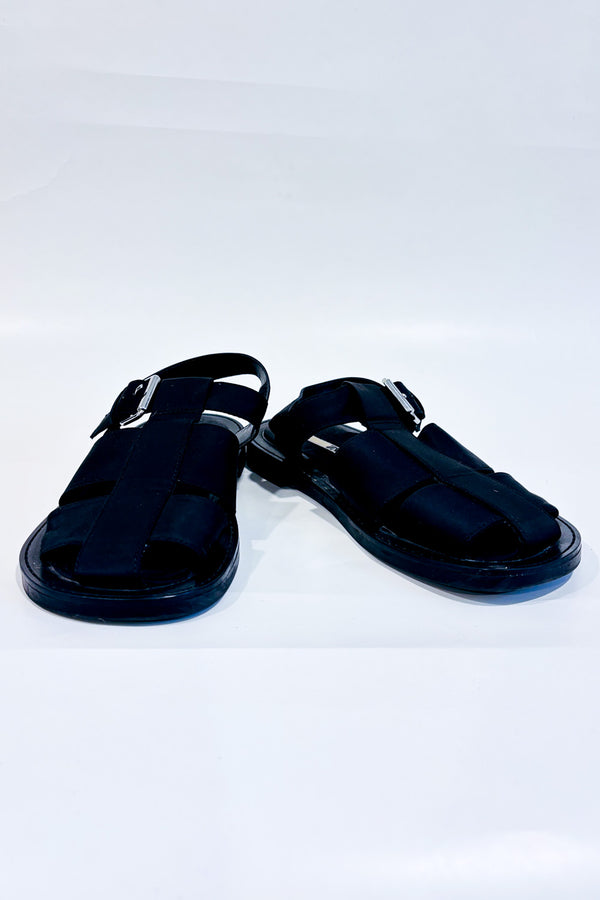 Sandales Fisherman noires à bride ajustable seconde main - Zara- La Penderie du Paradis