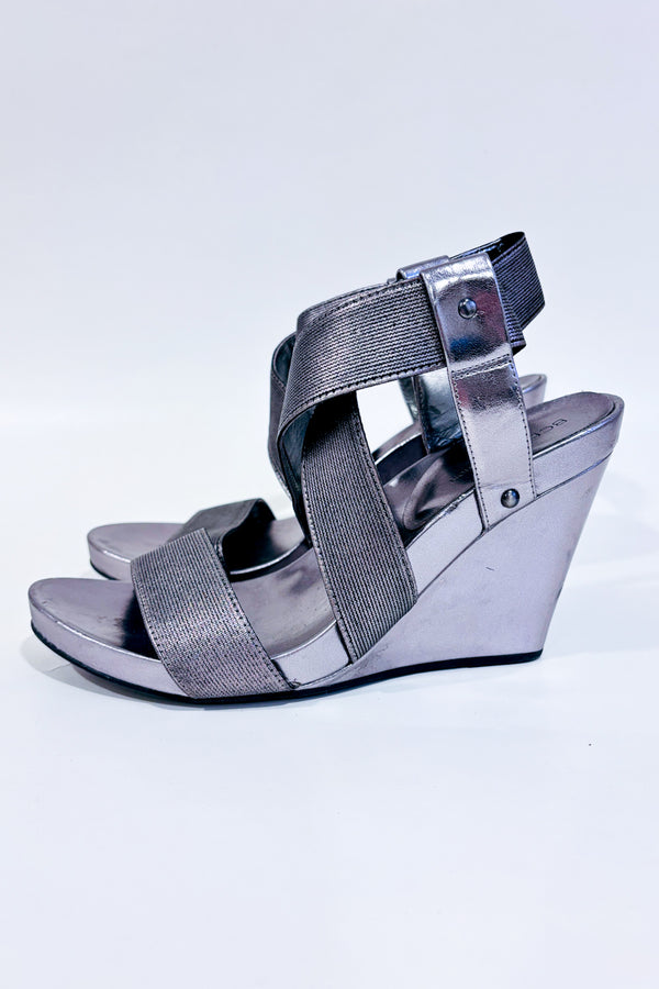 Sandales argent (7.5)-BCBG Maxazria-La Penderie du Paradis 🕊