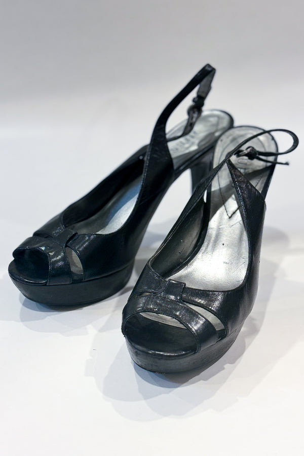 Sandales noires (8.5) seconde main Guess