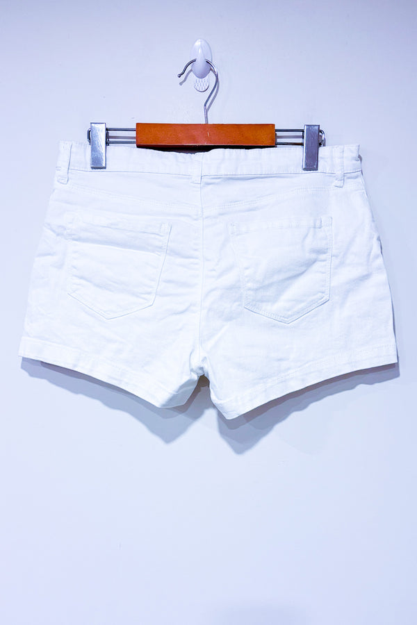Short en jeans blanc Curvy fleurs brodées (m)-Insider-La Penderie du Paradis 🕊