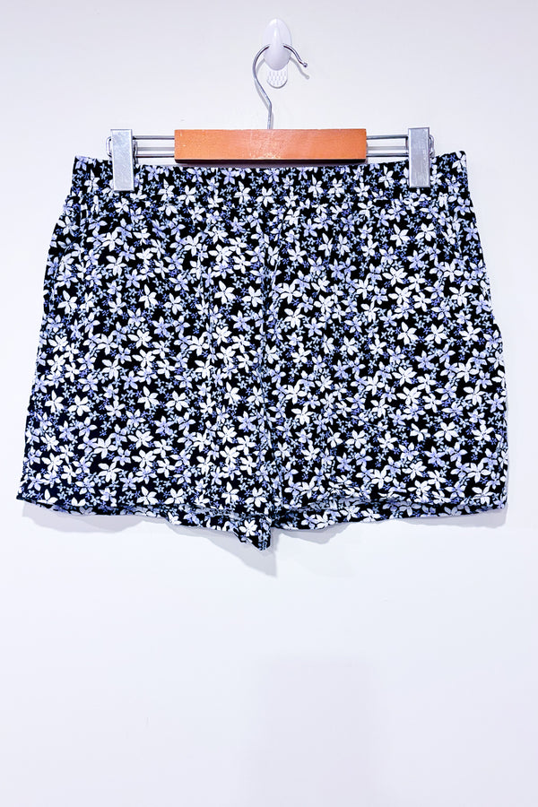 Short fluide noir et mauve fleuri (s)-Guilty-La Penderie du Paradis 🕊