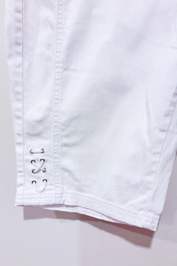 Bermuda en jeans blanc (l)-Emotions-La Penderie du Paradis 🕊