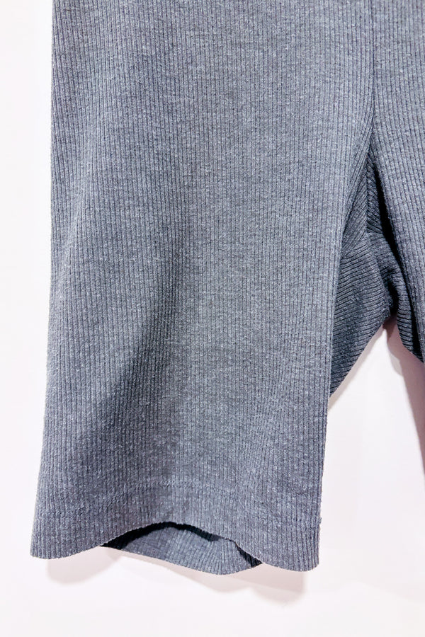 Short gris foncé côtelé (s)-Old Navy-La Penderie du Paradis 🕊