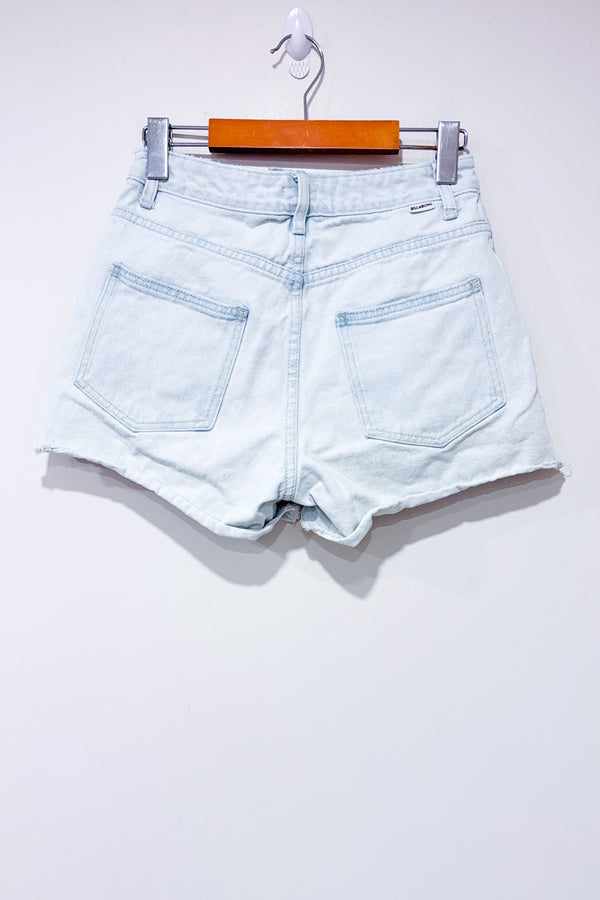 Short en jeans bleu pâle seconde main - Billabong- La Penderie du Paradis