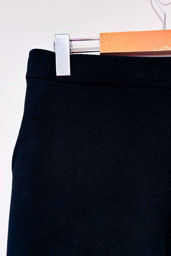 Short noir côtelé à taille élastique * seconde main - Lolë- La Penderie du Paradis