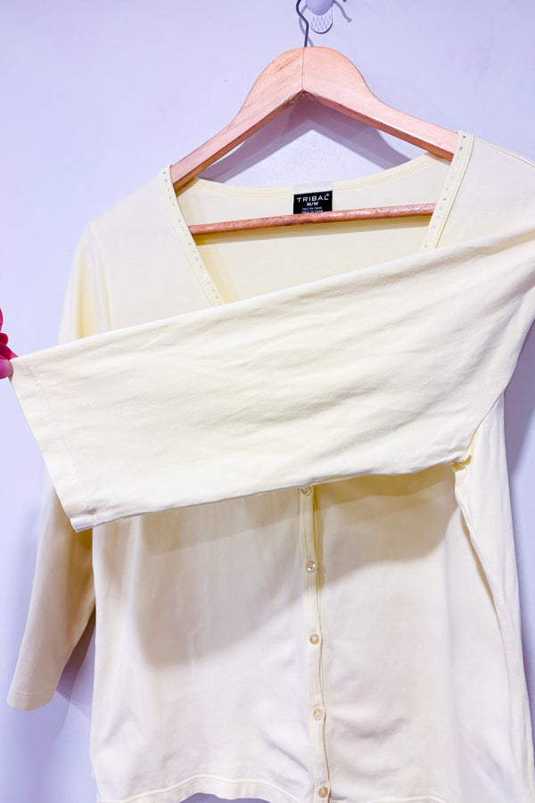 Cardigan jaune pâle à boutons et paillettes (m)-Tribal-La Penderie du Paradis 🕊